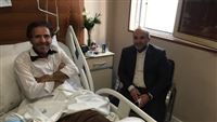 زيارة لـ أبوالفضل بورعرب في المستشفى