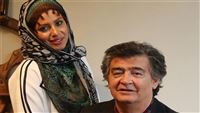 رضا رويكري وزوجته في مسرحية "الأصلع حسن"
